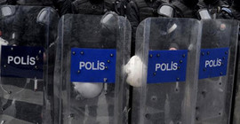 İddia: Trafikte ters yola giren AKP'li başkanın oğlunu uyaran 11 polise sürgün