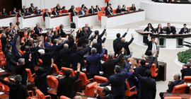MHP dahil, AKP'den başka hiçbir partinin teklifi yasalaşmadı