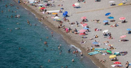 Antalya'da deniz suyu sıcaklığı, hava sıcaklığını geçti