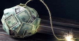 Erdal Sağlam: Dolar/TL kuru patlamaya hazır bomba gibi