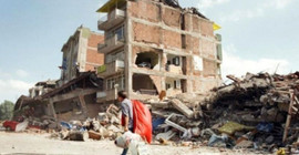 TMMOB: Deprem değil, tedbirsizlik öldürür