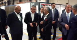 Malezya Kralı Abdullah Şah ve Hulusi Akar'ın savunma şirketi ziyaret etti