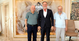 Yolsuzluktan tutuklanıp serbest kaldı, oğlunu AKP'li belediyeye yerleştirdi