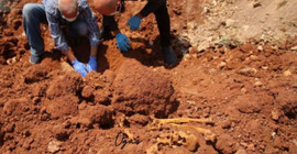 Halep'te yeni toplu mezar bulundu: Cesetler IŞİD tarafından öldürülen kişilere ait
