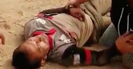 Kırmızı kart gösteren hakemi önce sopalarla dövdüler sonra uçurumdan aşağı attılar