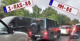 Belçika, Nazi propagandası yapan plakalara karşı harekete geçiyor