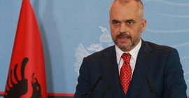 Arnavutluk İranlı diplomatların 24 saat içinde ülkeyi terk etmelerini istedi