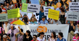 LİSTAG’dan LGBTİ+ karşıtı yürüyüş için açıklama: Yürüyeceklermiş, lütfen yürüsünler