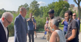 Central Park'ta yürüyüş yapan Erdoğan sigara içen kişiyi uyardı