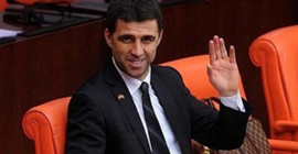 Hakan Şükür Kaliforniya'da köfteci açtı