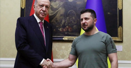 Zelenskiy ile görüşen Erdoğan: Tek taraflı referandumlar diplomasiyi zora sokar