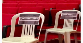 Altın Portakal Film Festivali’nde Çiğdem Mater - Mine Özerden Protestosu