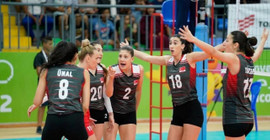 A Milli Kadın Voleybol Takımı ABD'ye 3-1 yenildi