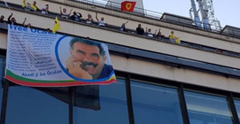 AFP binasına Öcalan posteri asıldı