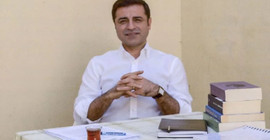Demirtaş: 'Beni yalnızlaştırmak isteyenler var; bunun için hapiste rehine tutuluyorum'