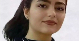 İran'da 16 yaşındaki Esra Panahi adlı öğrenci dövülerek öldürüldü