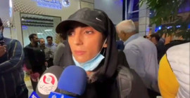 Tutuklanacağı iddia edilen İranlı sporcu Rekabi ülkesine döndü