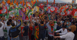 İzmir'de HDP'lilere tutuklama