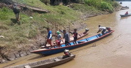 Peru'da yerliler alıkoydukları onlarca turisti serbest bıraktı