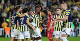 Fenerbahçe Sivasspor'u penaltıdan gelen golle mağlup etti
