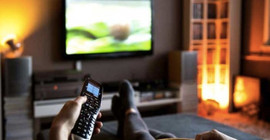12 Kasım Cumartesi TV yayın akışı: Hangi kanalda ne var, günün filmleri ve dizileri neler?