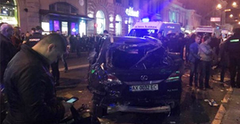 Ukrayna'da araç kalabalığın arasına daldı: 6 ölü