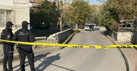 Beş Afganı evde bıçaklayarak öldüren katil Afganistan'a kaçmış
