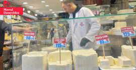 Peynir fiyatları et fiyatlarını geçti: Yurttaş çözümü kırık peynirde buldu