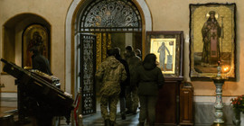 Rusya ile Ukrayna arasında manastır krizi: Moskova, Kiev'i 'dinsizlikle' suçladı