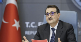 Bakan Dönmez'den 'kalıcı saat' savunması: Kaygı, stres, depresyon daha az yaşanır
