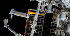 NASA ABD'li astronotların uzay yürüyüşü görüntülerini paylaştı