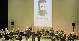 Ahmet Kaya, vefatının 22'nci yılında AKM'de şarkılarıyla anıldı