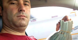 Taksi şoföründen örnek davranış