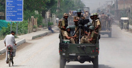 Pakistan Talibanı'nın iki gündür alıkoyduğu rehineler kurtarıldı