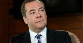 Medvedev: Düşmanlarımızı durduran tek şey nükleer caydırıcılığımız