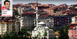 Namazı yanlış kıldırmakla suçlanan gönüllü müezzin, cami cemaatinden birini bıçakladı