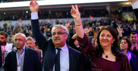 Buldan ve Sancar'dan yeni yıl mesajı: 2023 yılı Türkiye halklarının bahar yılı olacak