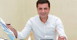 Selahattin Demirtaş'tan hakaret paylaşımlarına suç duyurusu: Soylu ve MHP'liler de var