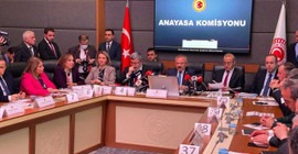 Başörtüsü teklifi, Anayasa Komisyonu'nda