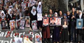 Cumartesi Anneleri ve Kayıp yakınları katledilenlerin akıbetini sordu: 'Mücadeleyi sürdürmekte kararlıyız'