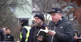 Aşırı sağcı Paludan, İsveç'te Türk Büyükelçiliği önünde Kuran yaktı