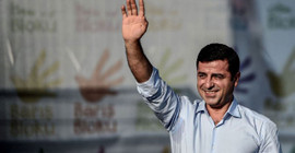 Selahattin Demirtaş: Tevlî xebatên hilbijartinê bibin û rêberên xwe yên siyasî bişopînin