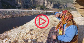 Göksu Nehri'nin suyu yine siyah akmaya başladı