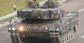 Almanya'nın Ukrayna'ya tank gönderme kararına kim, ne dedi?