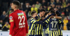 Fenerbahçe'den Kasımpaşa'ya dört fark