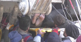 Maraş'ta bir kişi 58 saat sonra enkazdan sağ kurtarıldı