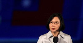 Tayvan lideri ve yardımcısı bir aylık maaşını depremzedelere bağışladı