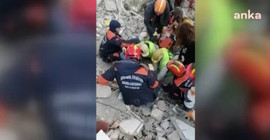 13 yaşındaki çocuk, depremin 228'inci saatinde kurtarıldı