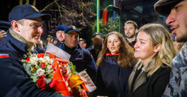 Polonyalı kurtarma ekipleri ülkelerine dönüşte alkışlarla karşılandı