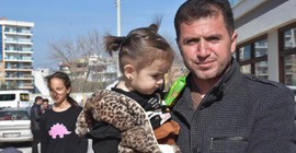 Depremzedeler hem ev hem iş arıyor